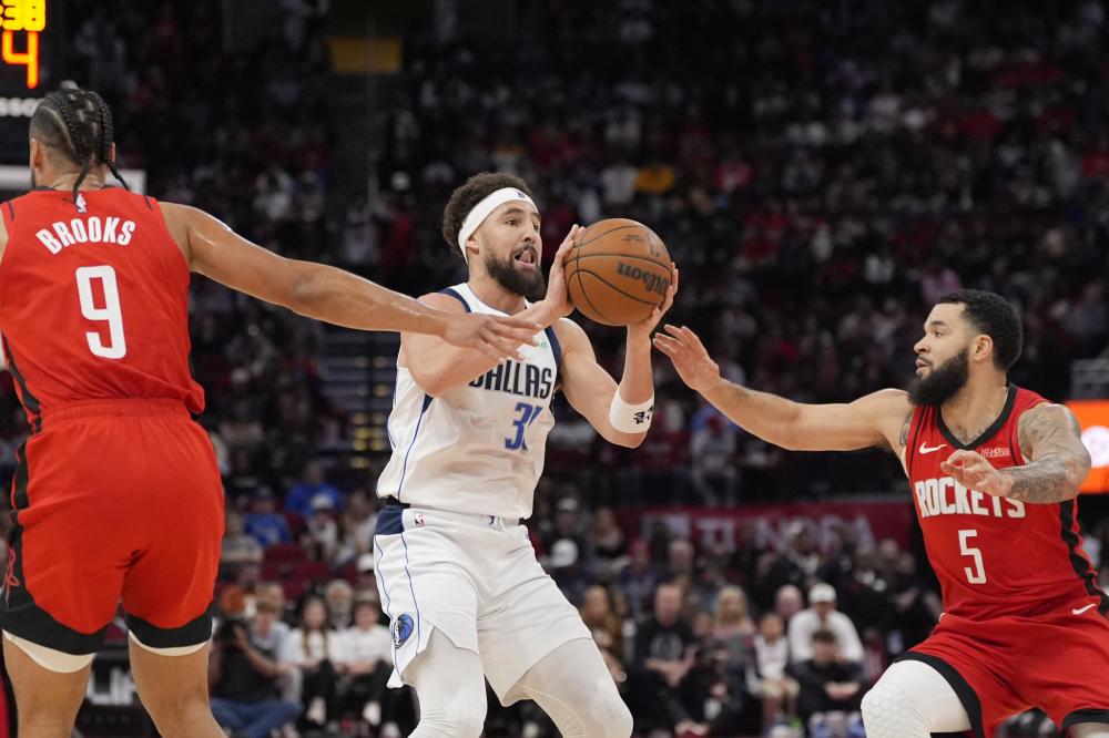 赛后余依婷 赛后余依婷